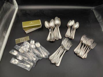 Christofle - Bestekset voor 12 personen (62) - Spatours +