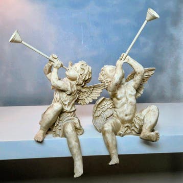 Beeldje - Two Amazing Angels / Cherubs on Trumpet (2) - Hars
