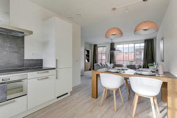 Woonhuis in Tilburg, Huizen en Kamers, Tilburg, Overige soorten, Direct bij eigenaar