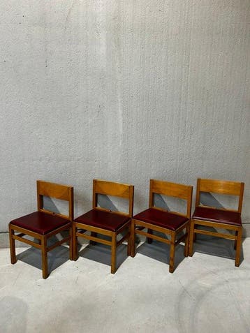 Stoel - Eik - Vier vintage stoelen