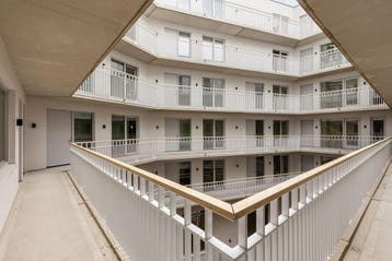 Te huur: Appartement Lutonhof in Amsterdam, Huizen en Kamers, Noord-Holland, Appartement, Amsterdam