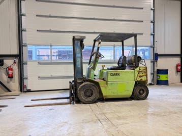 Veiling: Heftruck Clark GPM 25 N LPG 2500kg, Heftruck, Clark, 2000 tot 3000 kg, Ophalen