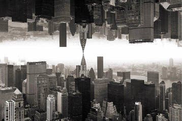 Roberto Cavalli (Italia, 1971) - Upside Town, in New York