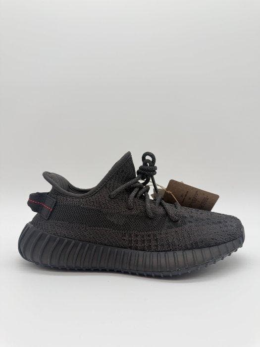 Yeezy X Adidas - Yeezy Boost 350 V2 Static Black - Sneakers, Kleding | Heren, Schoenen