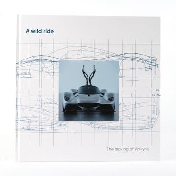 A wild ride, Aston Martin Valkyrie the making of, Boeken, Auto's | Boeken, Algemeen, Verzenden, Zo goed als nieuw, Bart Lenaerts