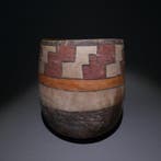 Nazca, Peru, Terracotta, Aardewerk Kruikpot. 13 cm hoog.