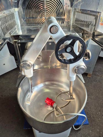 Online veiling Mixer Domino Twin tech 40, Gebruikt, Bakkerij en Slagerij