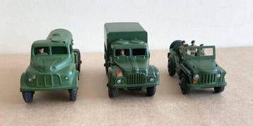 Dinky Toys 1:43 - Model militair voertuig (3) - Austin, Nieuw