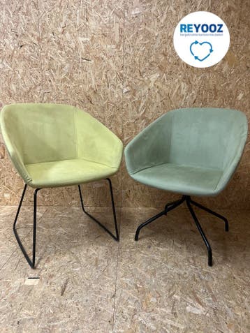 Ontvangstset - wachtkamerset - 2 Ahrend stoelen, Nieuw in verpakking