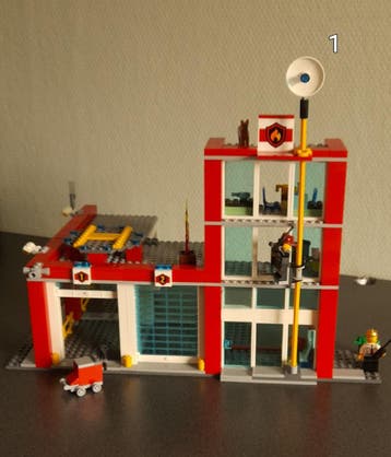LEGO City Brandweerkazerne autos 60004, Zo goed als nieuw, Complete set, Lego, City