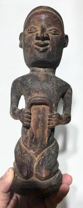 Mysterieuze voorouder-schrijnfiguur - DR Congo (Zonder