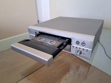 Denon - DRR-F101 Cassetterecorder-speler, Nieuw