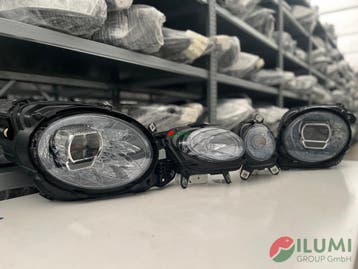 BENTLEY BENTAYGA LIFT VOLL LED L+R KPL 36A941015F_16F, Verzenden, Gebruikt, Bentley