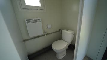 Bouwplaats sanitair te koop! Mobiel en efficiënt. Bel nu!