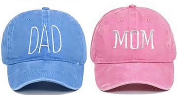 Set met 1 cap Mom roze en en 1 cap Dad donker blauw, Verzenden, Nieuw, One size fits all, Pet