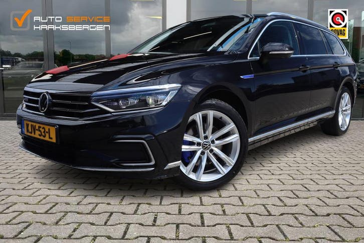 Zakelijke Lease |  Volkswagen Passat Variant 1.4 TSI PHEV GT, Auto's, Volkswagen, Onderhoudsboekje, Lease, Zwart, Automaat, Stationwagon
