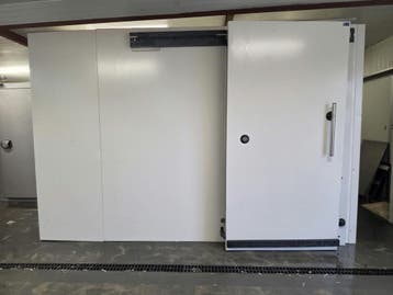 Koelcel 366 x 366 x 248 cm stekker klaar, Nieuw in verpakking, Koelen en Vriezen