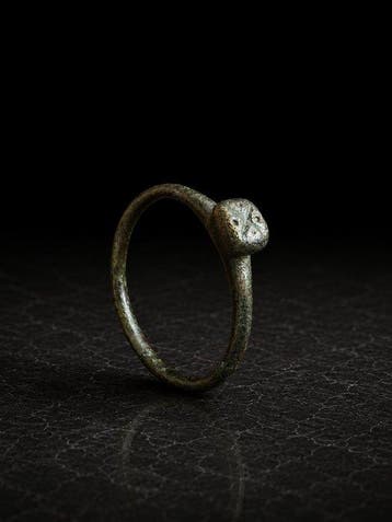 Oud-Romeins, Keizerrijk Brons Ring - 2e tot 4e eeuw na