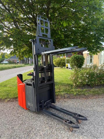 Linde stapelaar 1200 kg hefhoogte  2m met dubbele heffing, Stapelaar, Linde, Verzenden, 1000 tot 2000 kg