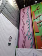 Klimwand, Bush, Nieuw