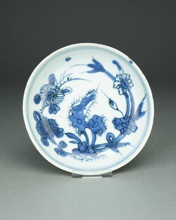 Floral Garden Scene - Porselein - China - Ming Dynastie