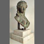 M.R. Arroyo - La dama del silencio