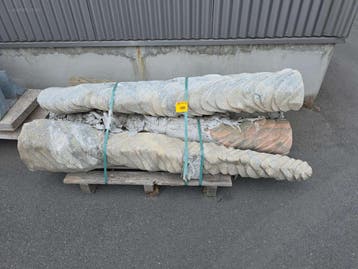 5 stuks Natuurstenen ornamenten 1800 x Ø300 mm, Nieuw