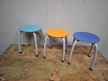 Kruk (3) - Metaal, Hout - School krukjes div kleur