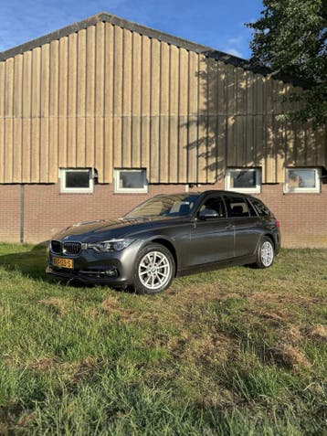 BMW 318i Touring Sport Line | Automaat | Trekhaak, Automaat, Gebruikt, Stationwagon, Dealer onderhouden