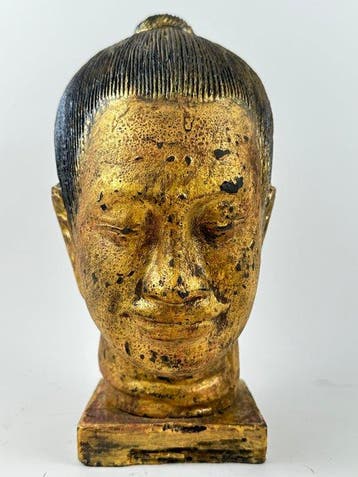 An antique Buddhist bust - Figuur - Myanmar/Birma (Zonder, Antiek en Kunst