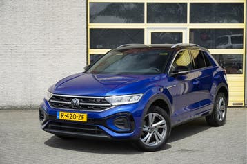Zakelijke Lease |  Volkswagen T-Roc 1.5 TSI 150PK! R-Line BJ, Gebruikt, Blauw, Overige brandstoffen, Handgeschakeld