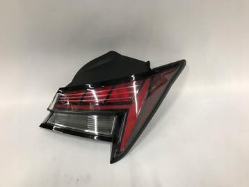 Hyundai Elantra VII 20- rechter achterlicht LED Europa 92402, Verzenden, Gebruikt