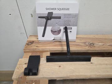 Luxe raamwisser rubber mat zwart met ophanghaak, Ophalen of Verzenden, Nieuw, Glas, Bad
