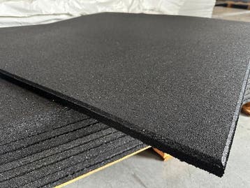 Rubber sportvloer FIT PRO 1000x1000x20 zwart hyrox crossfiT, Ophalen of Verzenden, Nieuw, Overige materialen, Benen