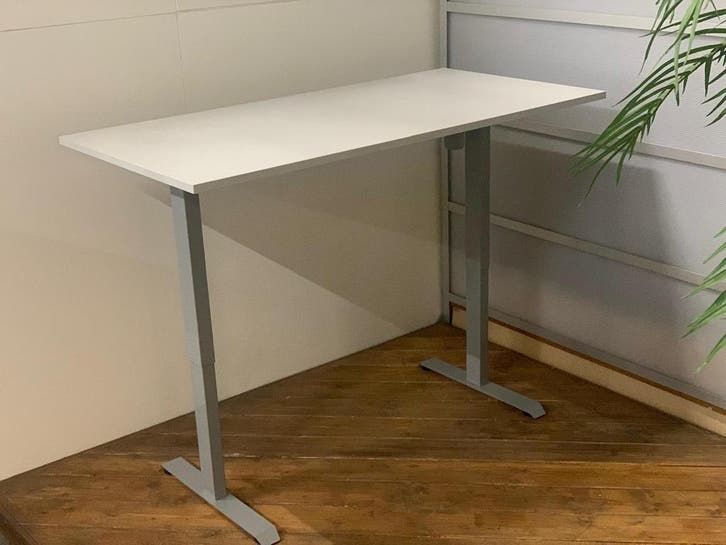 Verstelbaar Bureau - Hoog Laag Bureau - Nieuw Zit Sta Bureau, Huis en Inrichting, Bureaus, Nieuw, Elektrisch, In hoogte verstelbaar