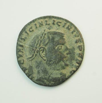 Ancient Roman Bronze Licinius 308-324 - 20 mm (Zonder