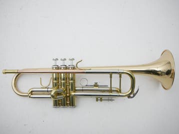 Trompet Levante by Stagg model TR5205 afgeprijsd, Muziek en Instrumenten, Ophalen of Verzenden, Zo goed als nieuw, Bes-trompet