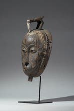 Een houten masker - Baule - Ivoorkust (Zonder minimumprijs)