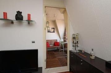 Te Huur Studio Bergweg In Rotterdam, Huizen en Kamers, 20 tot 35 m², Rotterdam