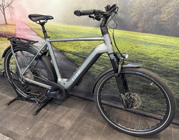 Cube Kathmandu Pro Elektrische Herenfiets - 62CM Framemaat, Ophalen of Verzenden, Zo goed als nieuw, Cube, 59 cm of meer
