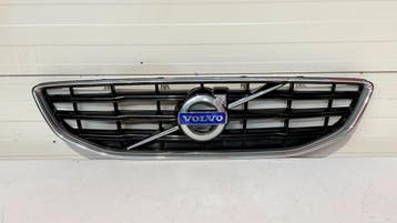 Volvo V40 Grille 31283764, Ophalen, Gebruikt, Voor, Volvo