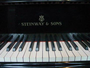 Top- occasions piano's &amp; vleugels in- en verkoop, Gebruikt