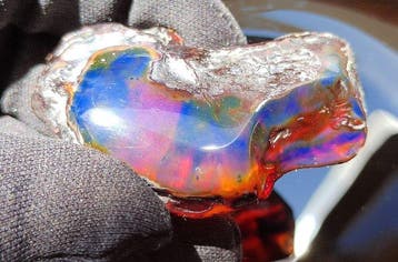 Birmese Blauwe Amber - van hoge kwaliteit! Geen