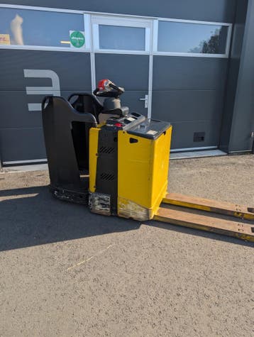 Keuze uit elektrische palletwagens en stapelaars Yale en BT, Ophalen, Gebruikt
