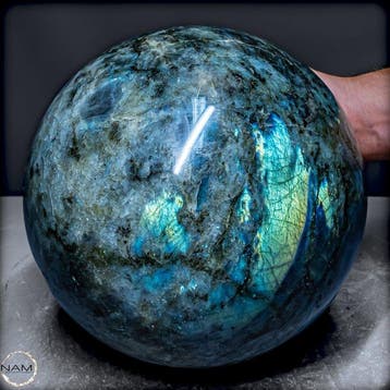 Natuurlijke labradorietkogel 9,3 kg - Kunstwerk van de