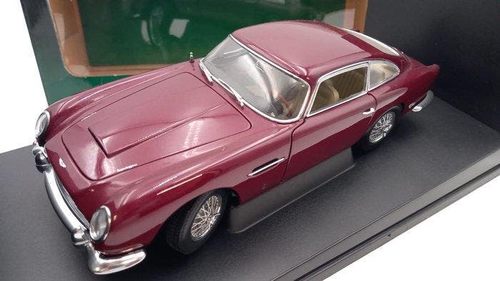 Autoart 1:18 - Modelauto - Aston Martin DB5 - (cod.C32), Hobby en Vrije tijd, Modelauto's | 1:5 tot 1:12