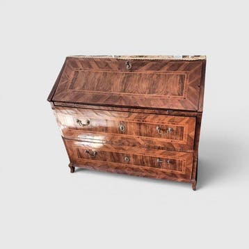 Commode - Walnoot - Burò in de schijnwerpers