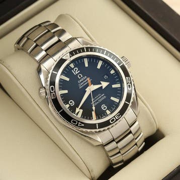 Omega - Seamaster Planet Ocean Casino Royale 007 -, Nieuw
