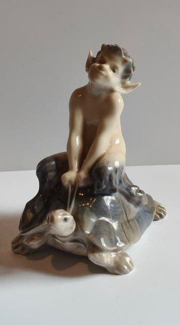 Royal Copenhagen - Beeldje - Faun on Turtle (model 858) -