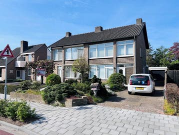 Te huur: Huis Meemortel in Budel, Noord-Brabant, Budel